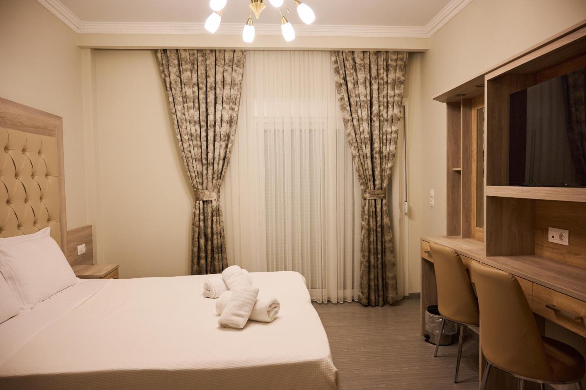 Famissi Suites 2 กาลัมปากา ภายนอก รูปภาพ