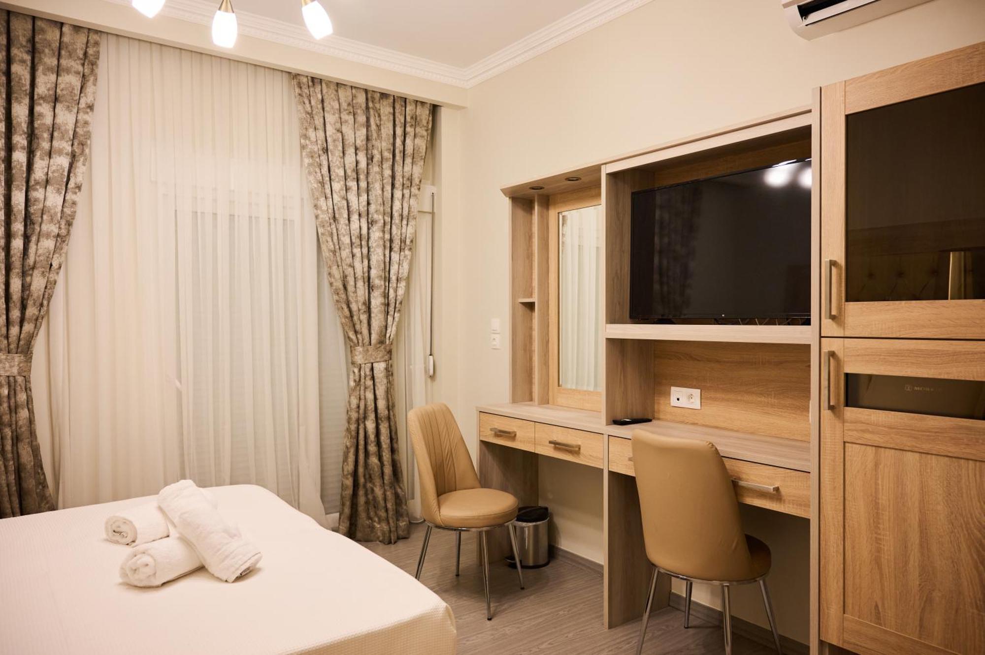 Famissi Suites 2 กาลัมปากา ภายนอก รูปภาพ