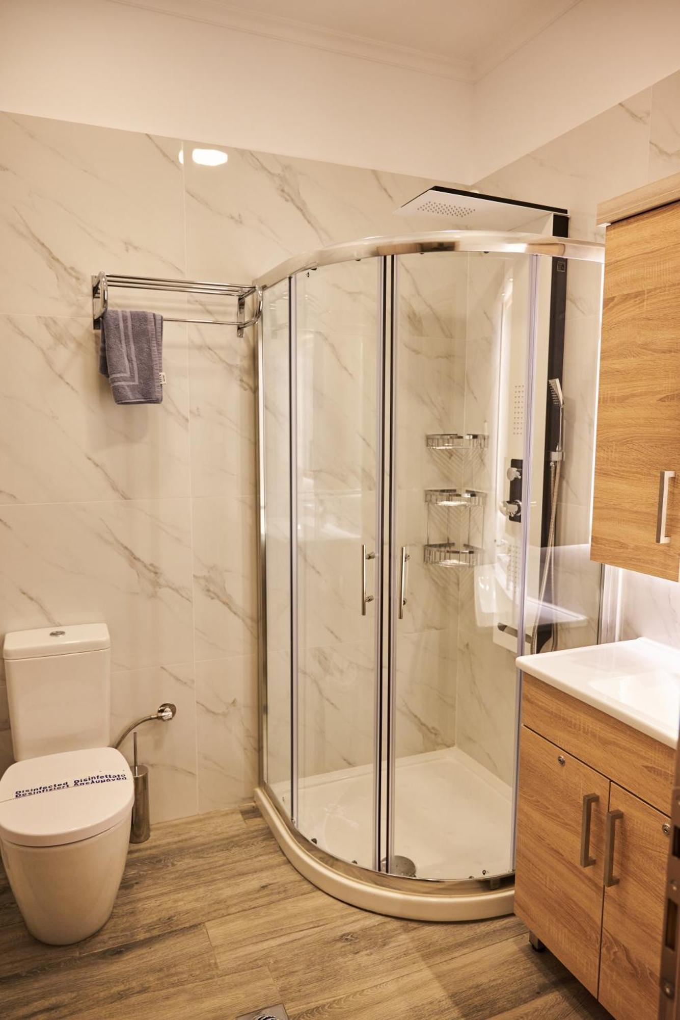 Famissi Suites 2 กาลัมปากา ภายนอก รูปภาพ
